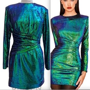 NWOT HOUSE OF CB SEQUIN MINI DRESS SIZE L LONG SLEEVE CRISTOBAL LIMITED EDITION